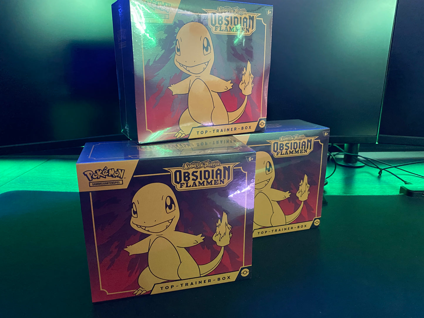 Pokémon KP03 Karmesin und Purpur Obsidian Flammen - Top Trainer Box