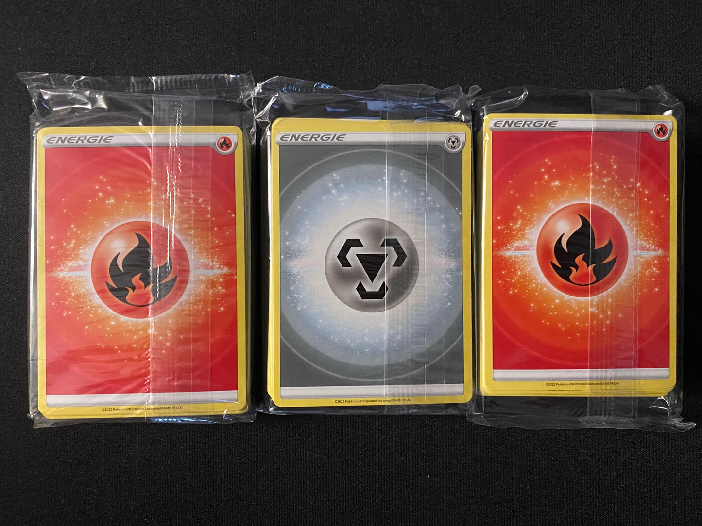 Pokemon Top Trainer Box Energie Karten - Sealed