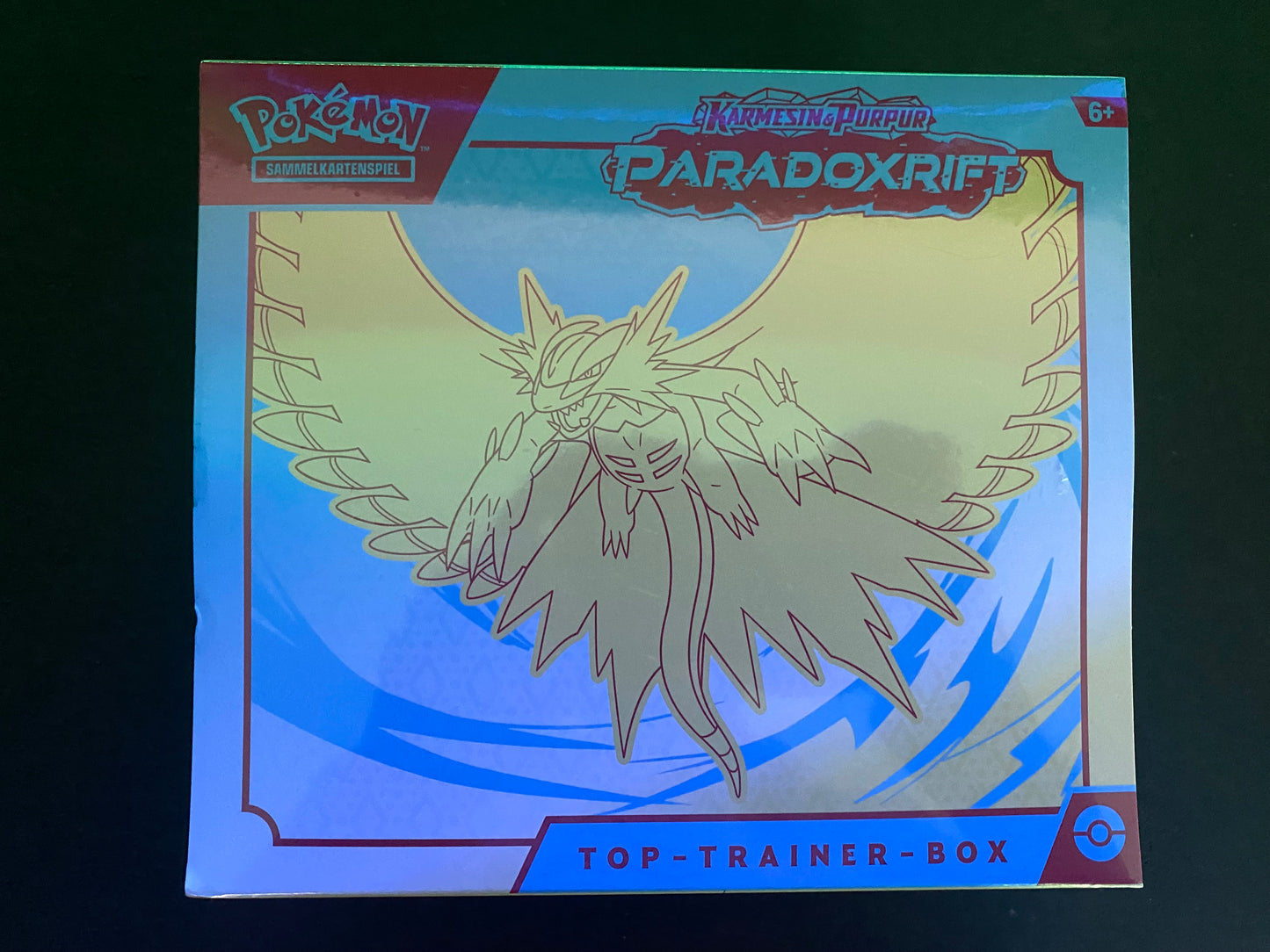 Pokémon KP04 Karmesin und Purpur Paradoxrift - Donnersichel - Top Trainer Box